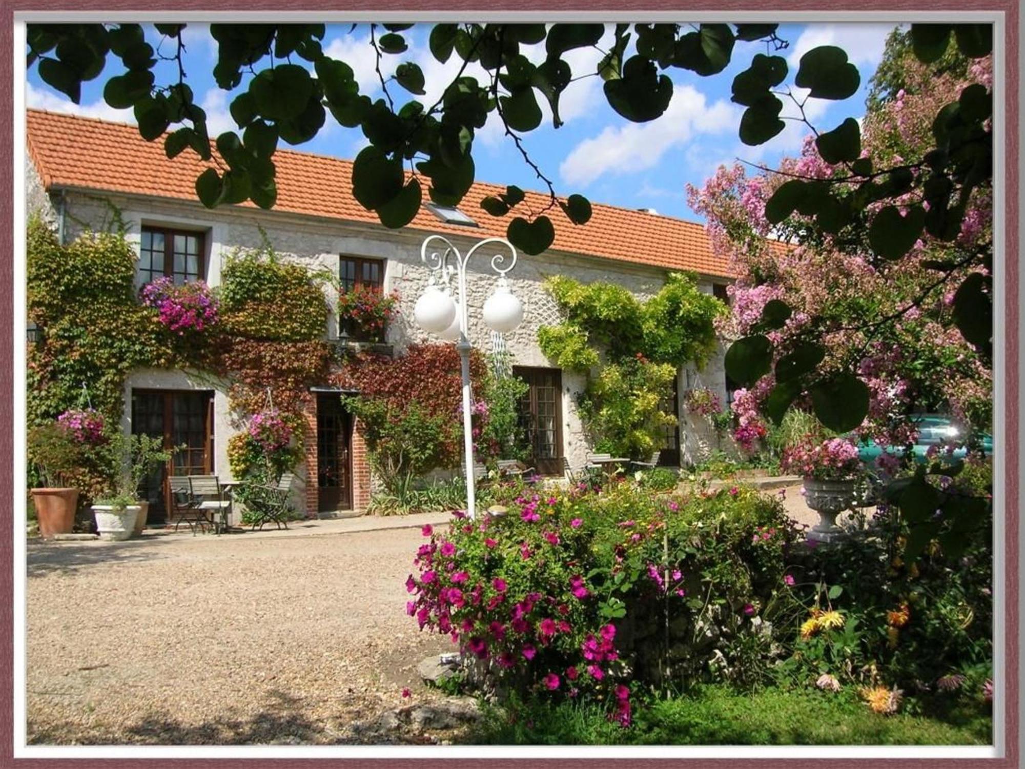 Tavers Charme Au Coeur Des Chateaux De La Loire Avec Wifi - Fr-1-590-305 Bed & Breakfast エクステリア 写真